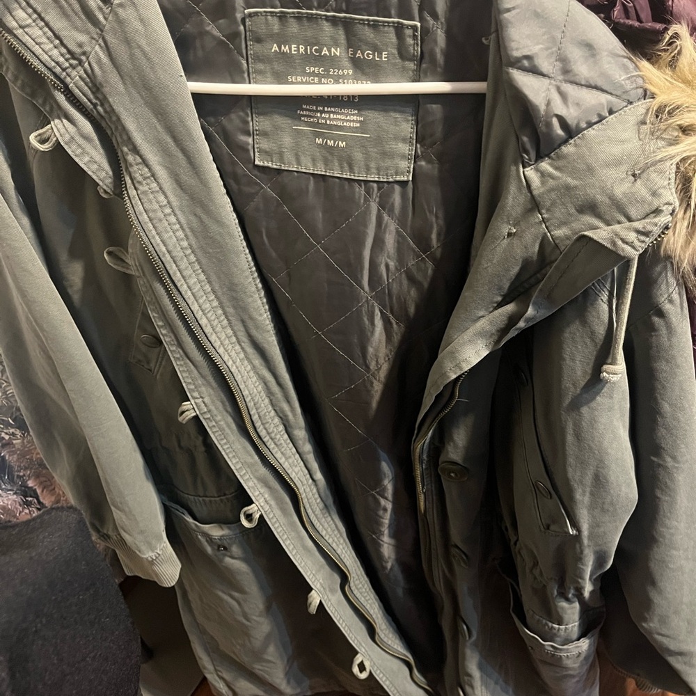 American Eagle Quilted Jacket army green color women’s coat